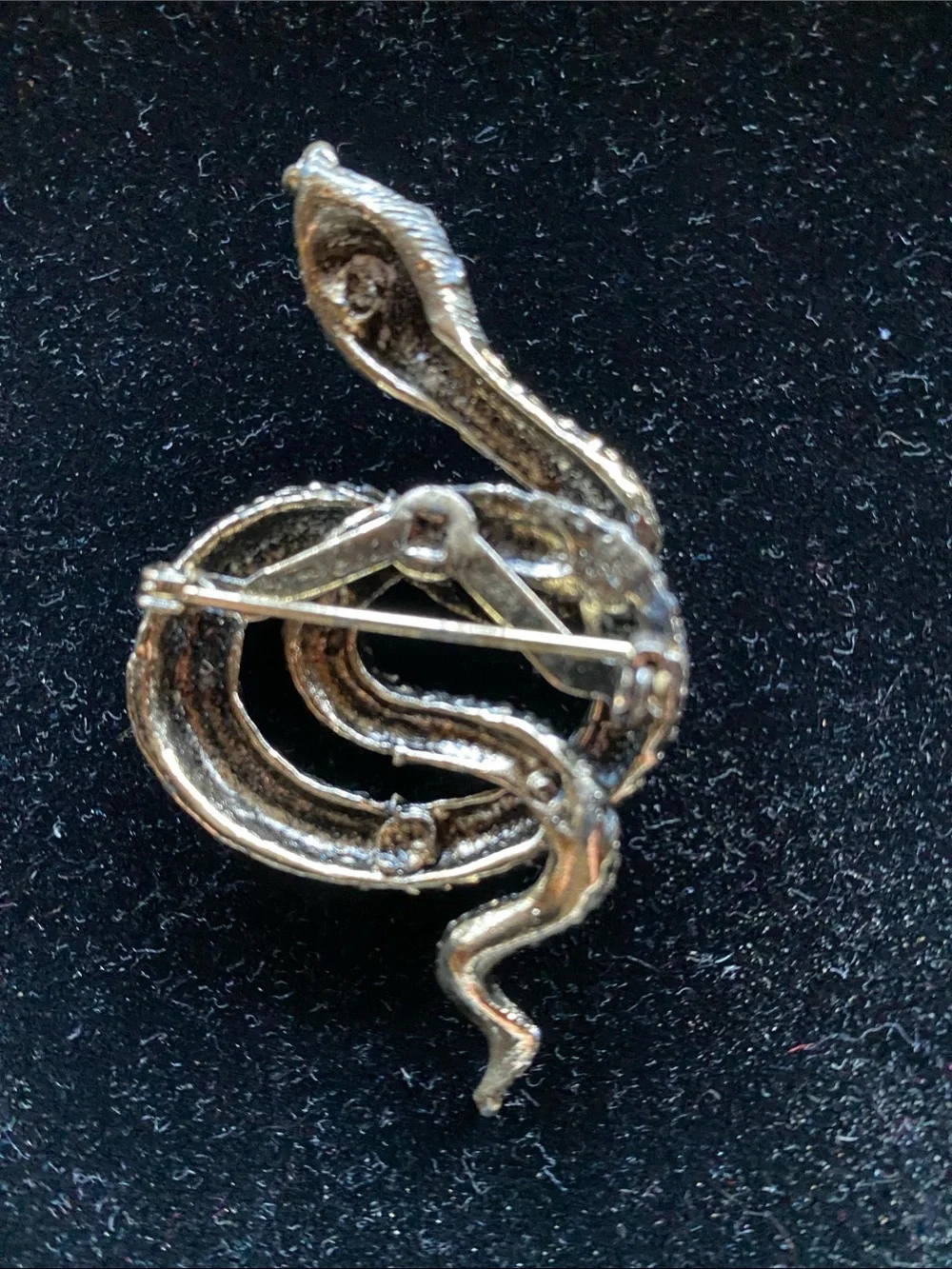 Silver metal Snake Pin Brooch for Reptile Lovers - silverrColor